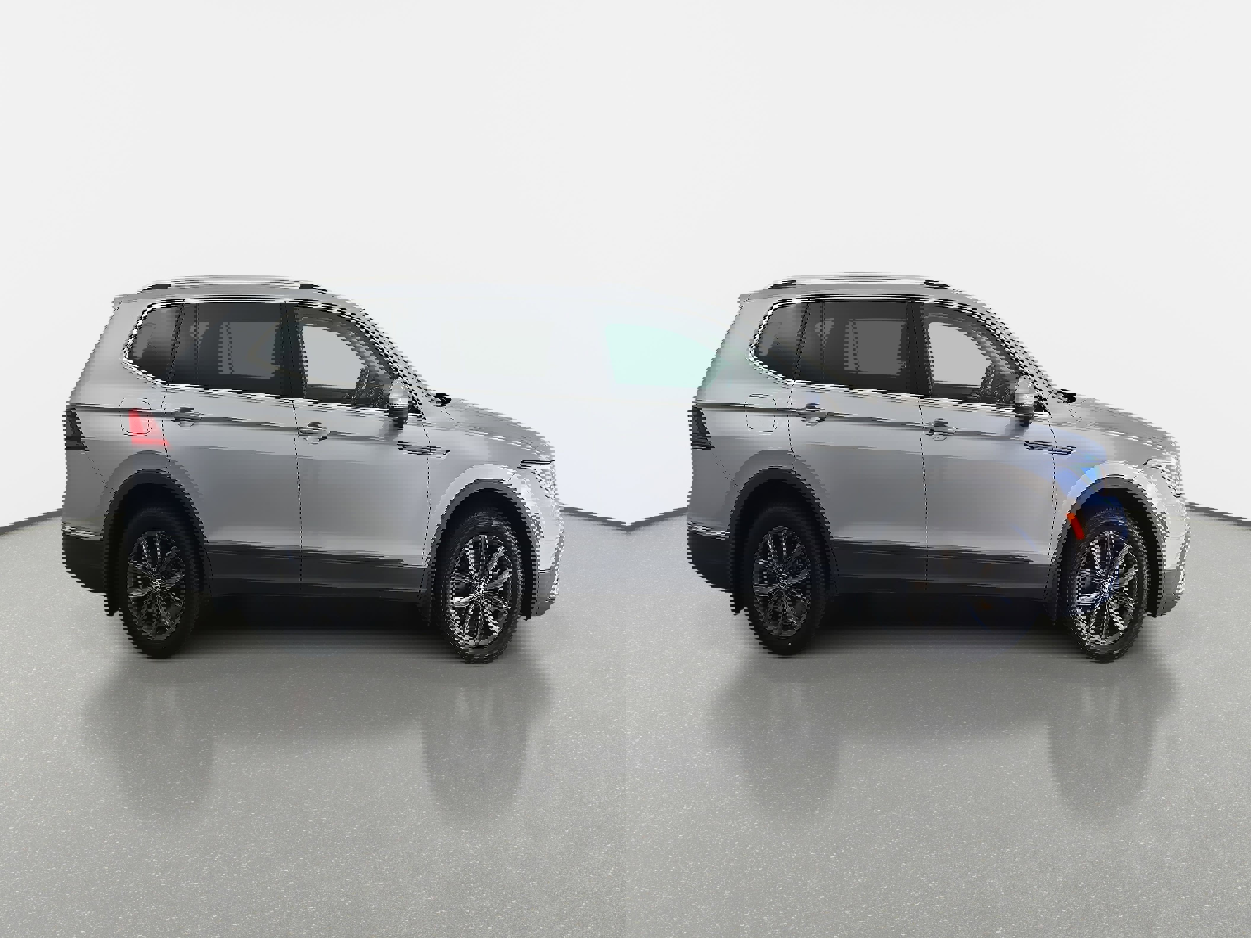 Certified 2022 Volkswagen Tiguan SE w/ Panoramic Sunroof Package image 2