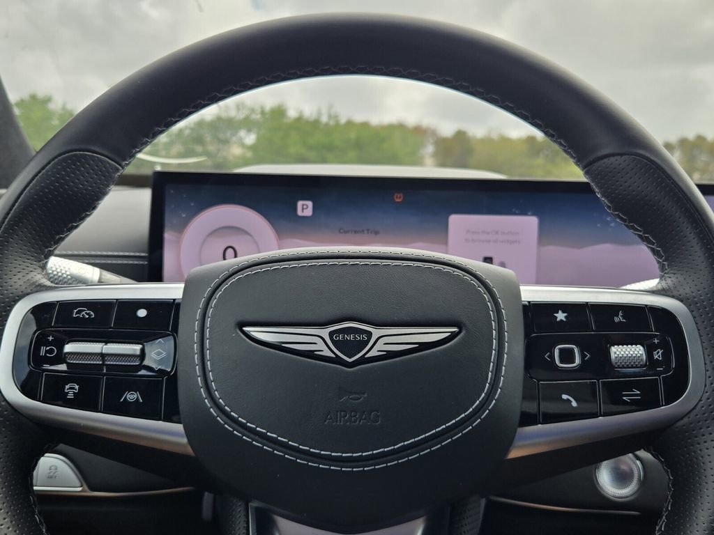 Used 2025 Genesis GV80 3.5T e-SC image 23