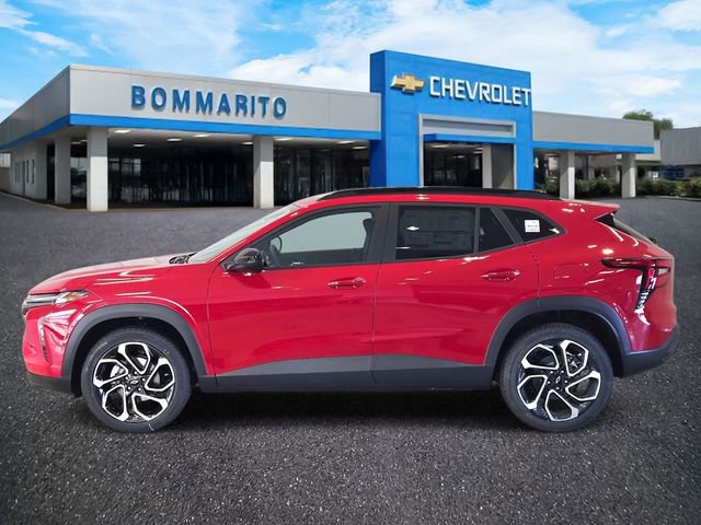 New 2026 Chevrolet Trax RS w/ Driver Confidence Package image 2