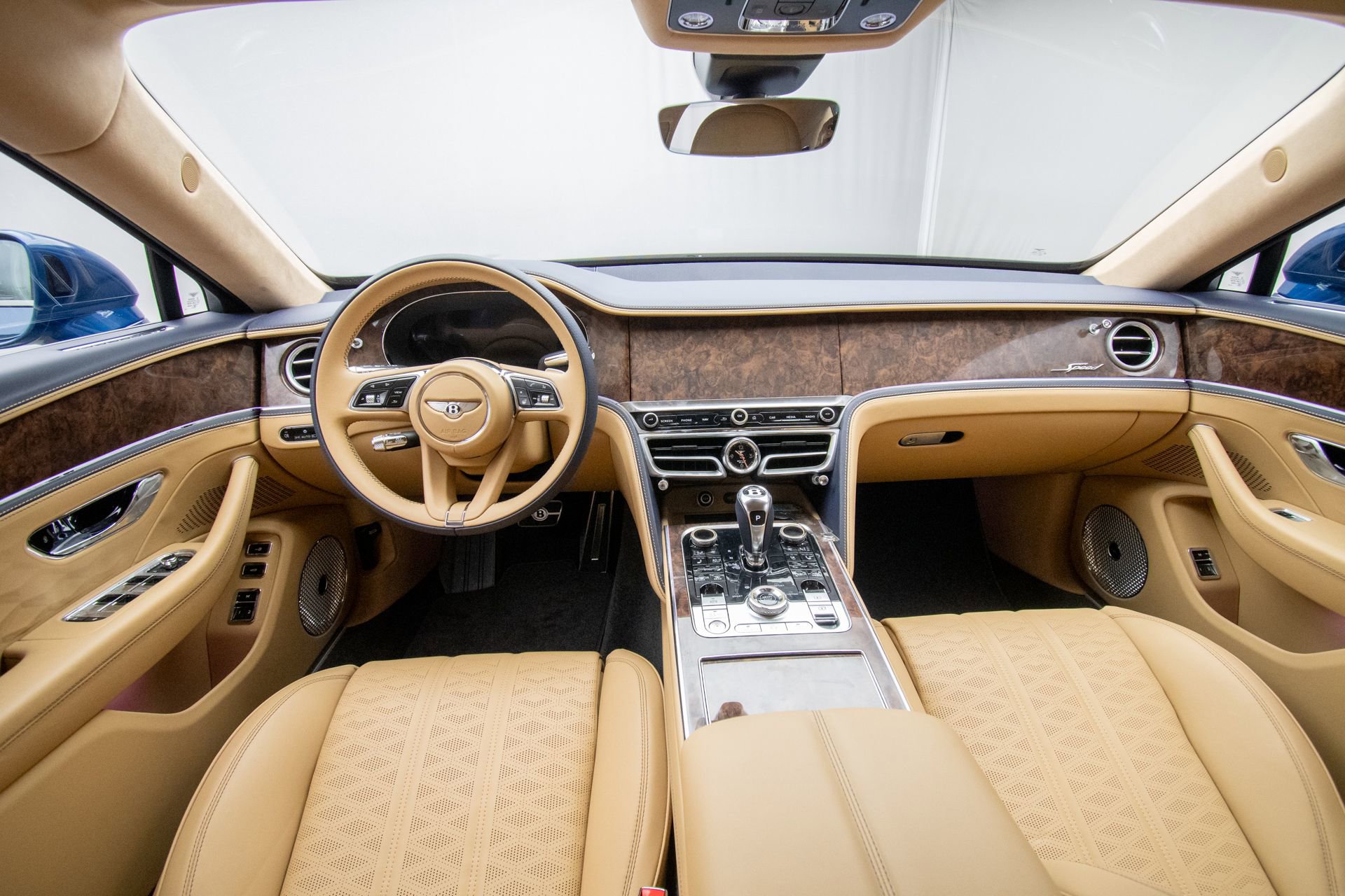 New 2026 Bentley Flying Spur Plug-In Hybrid AWD/4WD image 10