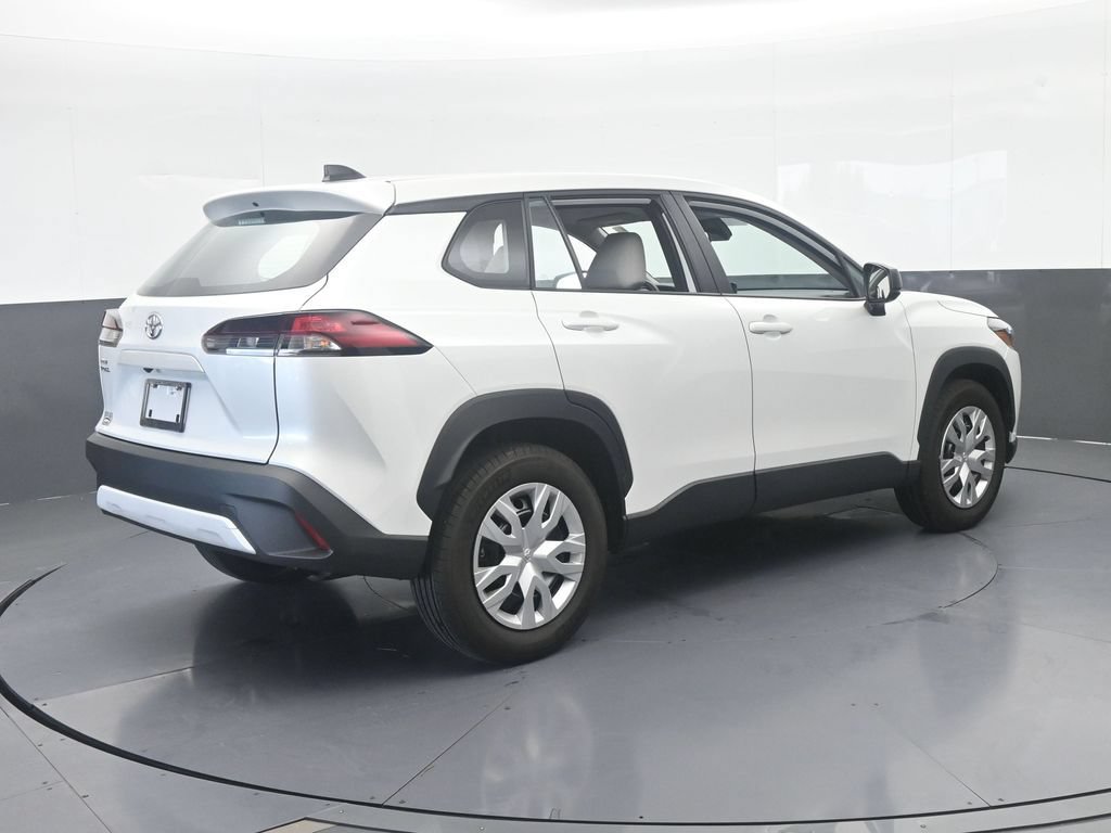 Used 2026 Toyota Corolla Cross L FWD image 6