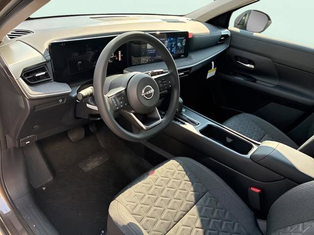 Used 2026 Nissan Kicks SV image 9