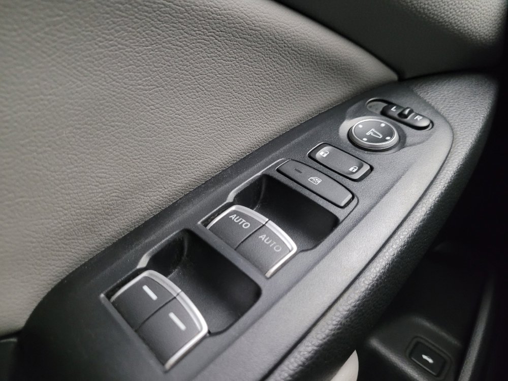 Used 2018 Honda Accord EX image 27