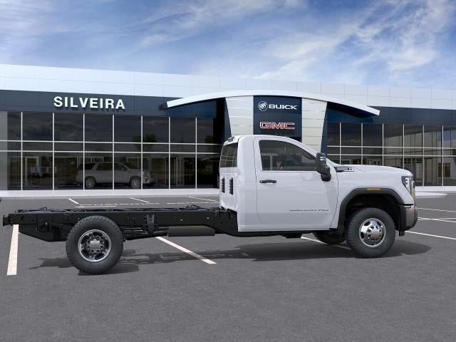 New 2026 GMC Sierra 3500 Pro w/ Convenience Package RWD image 32