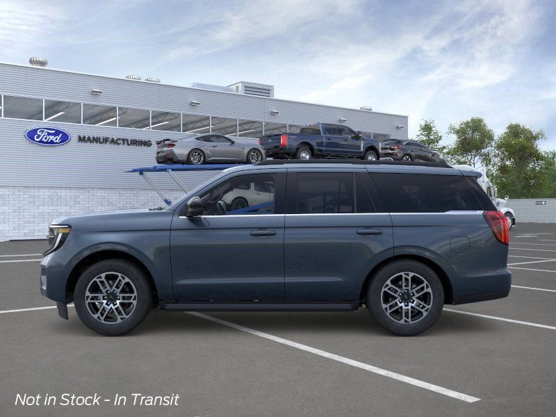 New 2026 Ford Expedition Active RWD image 3