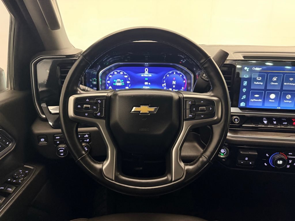 Used 2024 Chevrolet Silverado 2500 LTZ AWD/4WD image 15