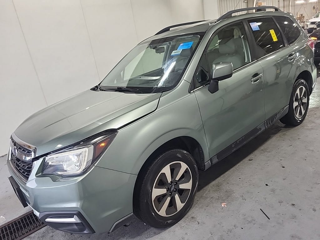 Used 2017 Subaru Forester 2.5i Limited AWD/4WD image 1