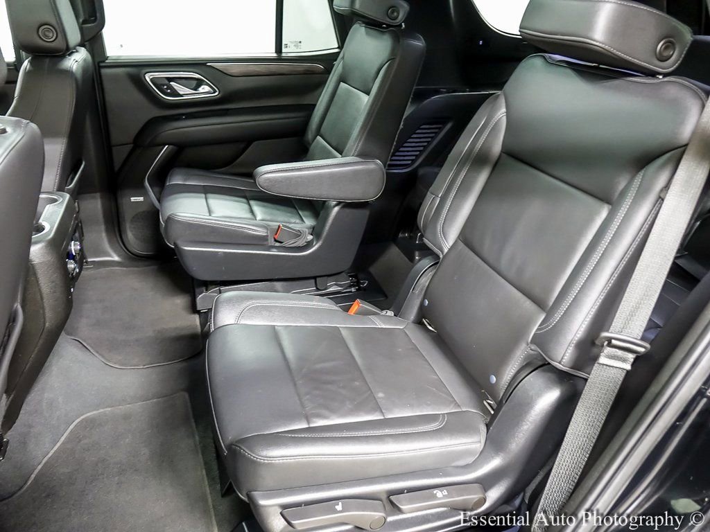 Used 2022 Chevrolet Tahoe Z71 w/ Luxury Package AWD/4WD image 11