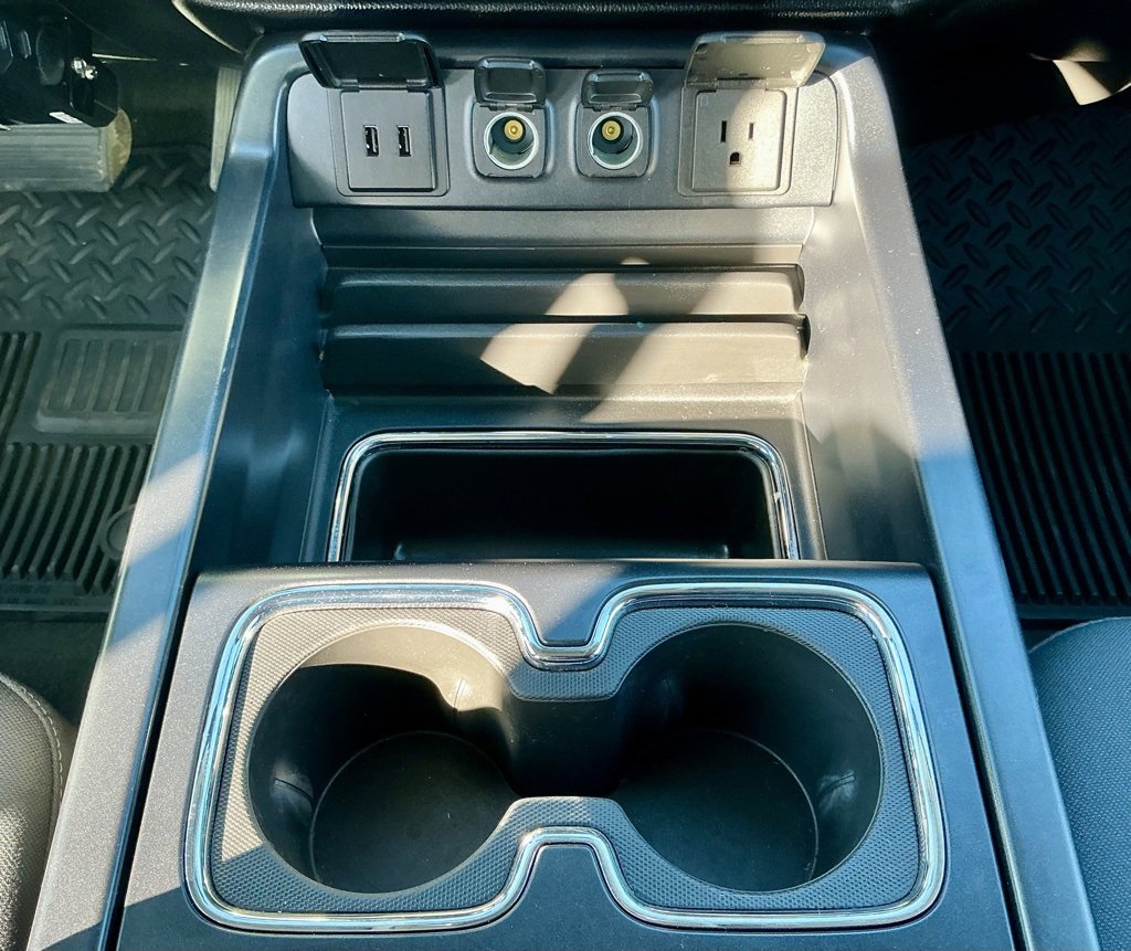 Used 2018 Chevrolet Silverado 1500 LT w/ Texas Edition image 34