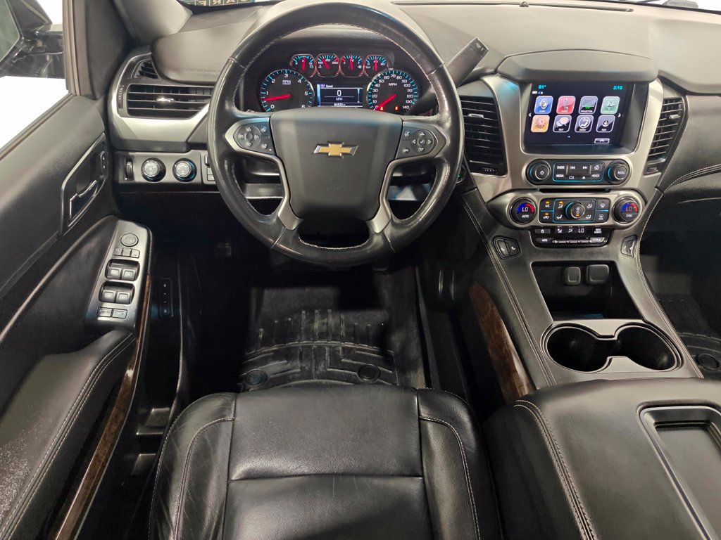 Used 2019 Chevrolet Tahoe LT w/ Luxury Package AWD/4WD image 4