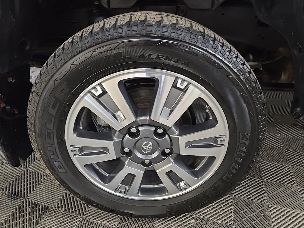 Used 2019 Toyota Tundra Platinum AWD/4WD image 14