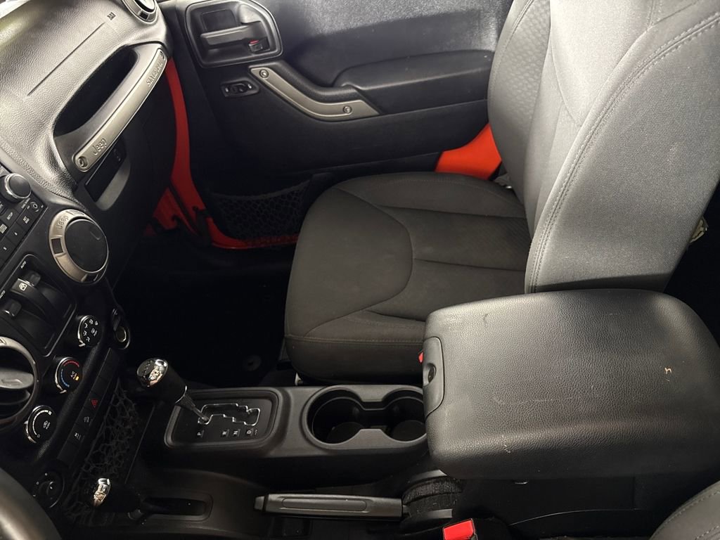 Used 2015 Jeep Wrangler Sport image 15