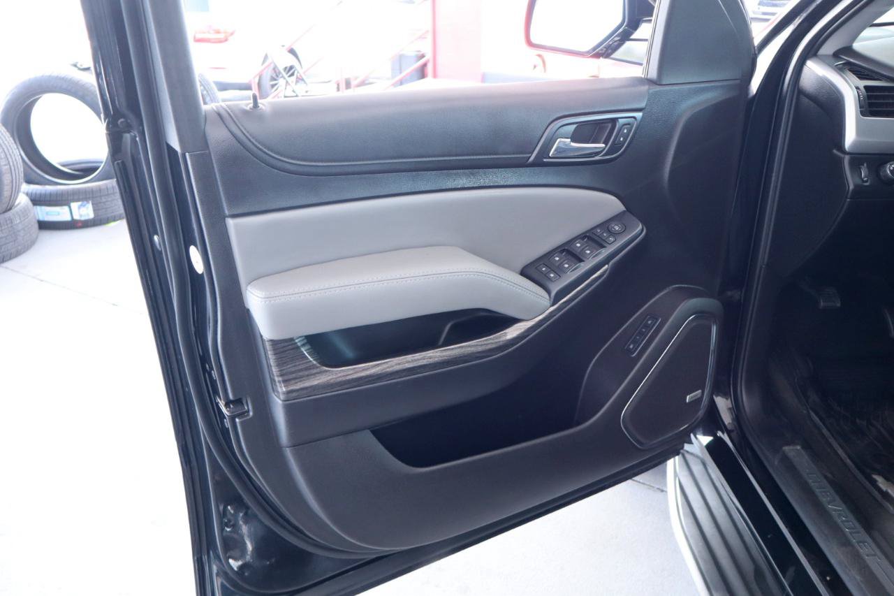 Used 2016 Chevrolet Tahoe LT w/ Luxury Package RWD image 12
