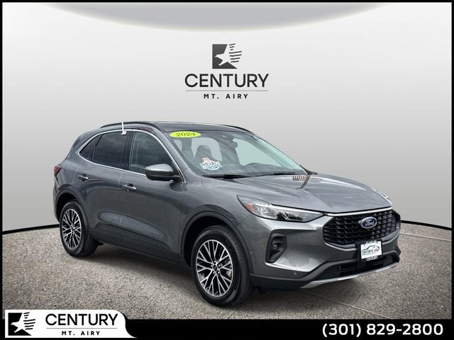 Used 2024 Ford Escape SE w/ PHEV Premium Package