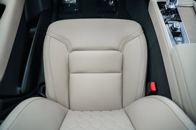 New 2026 Volvo XC90 B6 Plus w/ Protection Package Premier image 29