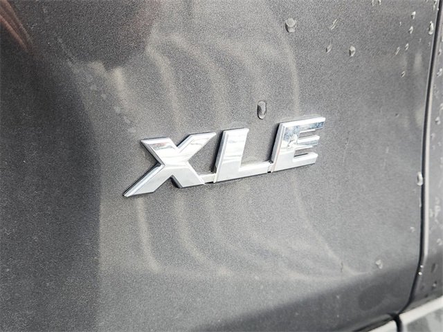 Used 2022 Toyota RAV4 XLE image 14