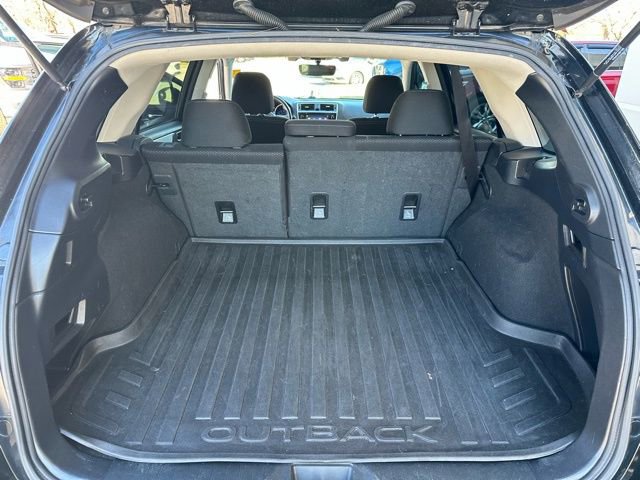 Used 2019 Subaru Outback 2.5i Premium image 14