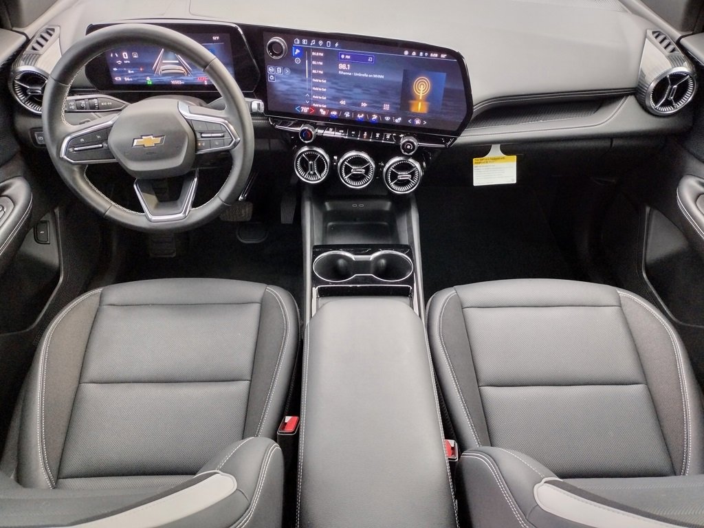 Used 2024 Chevrolet Blazer EV LT image 7