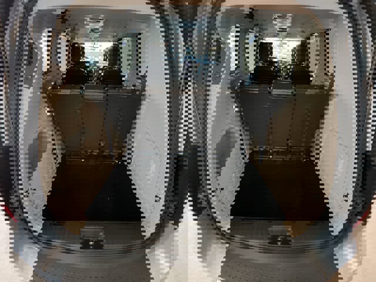 Used 2012 Chrysler Town & Country Touring-L w/ Entertainment Group #2 image 23