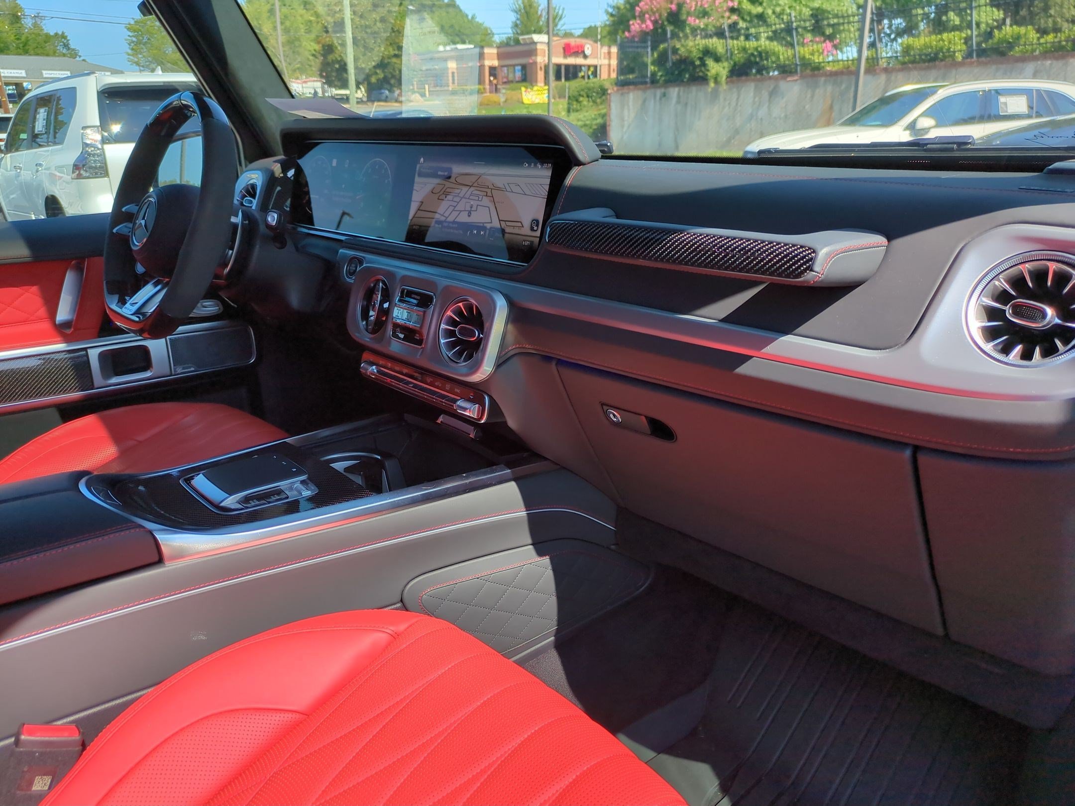 Certified 2025 Mercedes-Benz G 63 AMG 4MATIC image 37