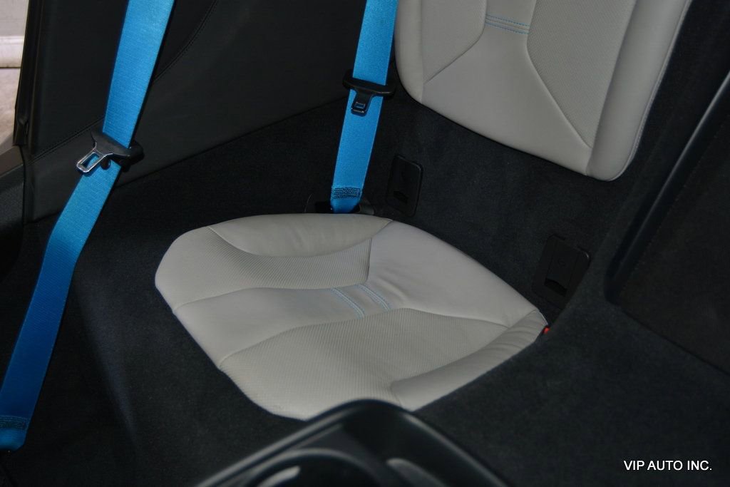 Used 2014 BMW i8 image 19