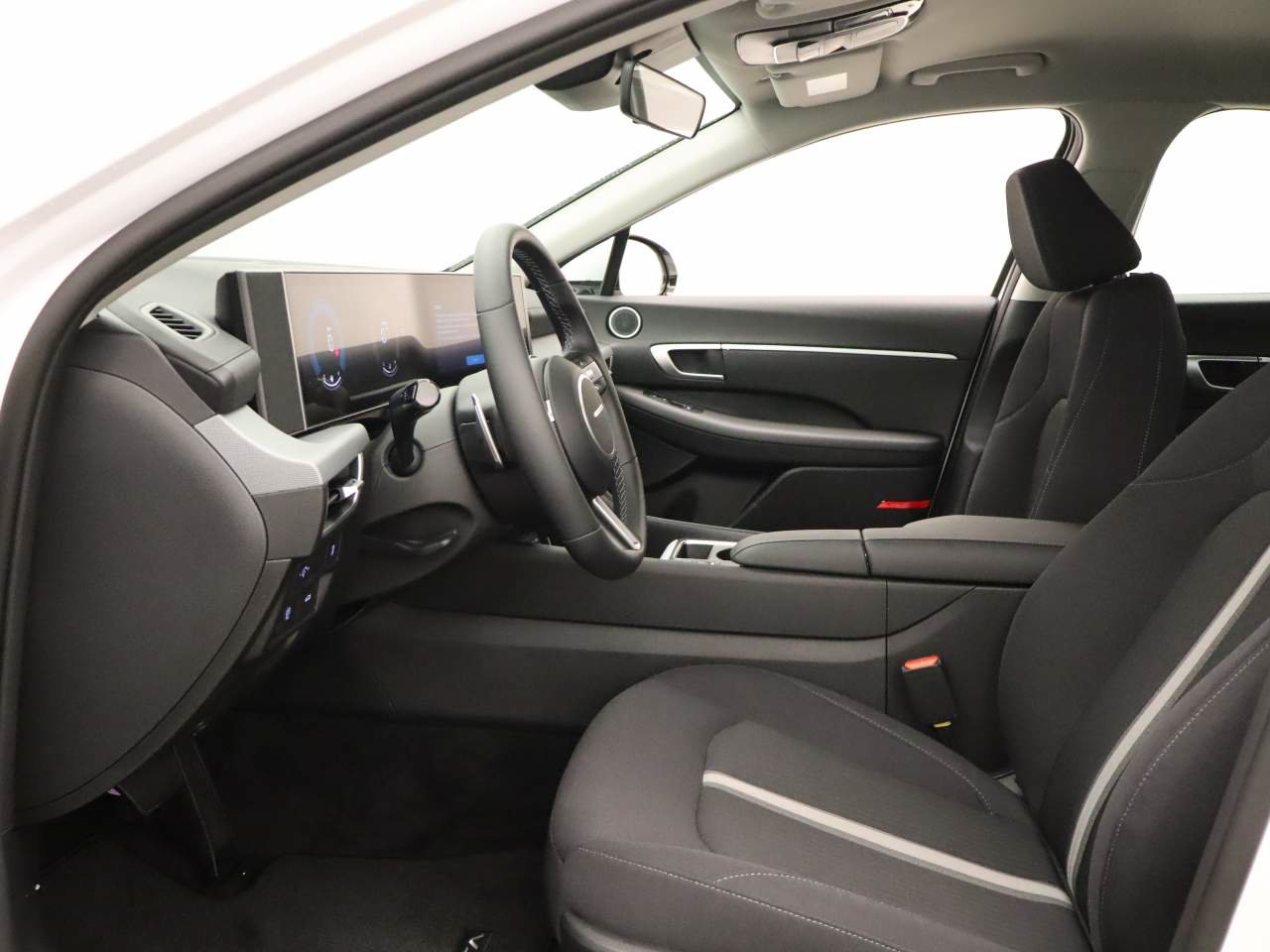New 2026 Hyundai Sonata SEL FWD image 15