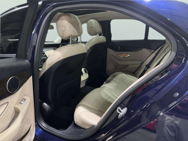 Used 2018 Mercedes-Benz C 300 Sedan image 27