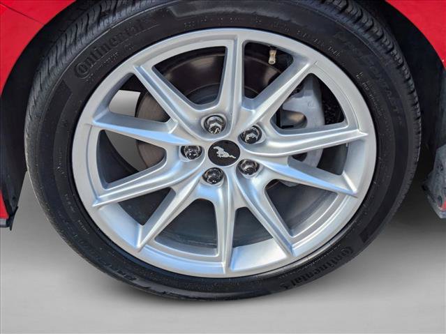 Used 2020 Ford Mustang Coupe w/ Equipment Group 101A RWD image 23