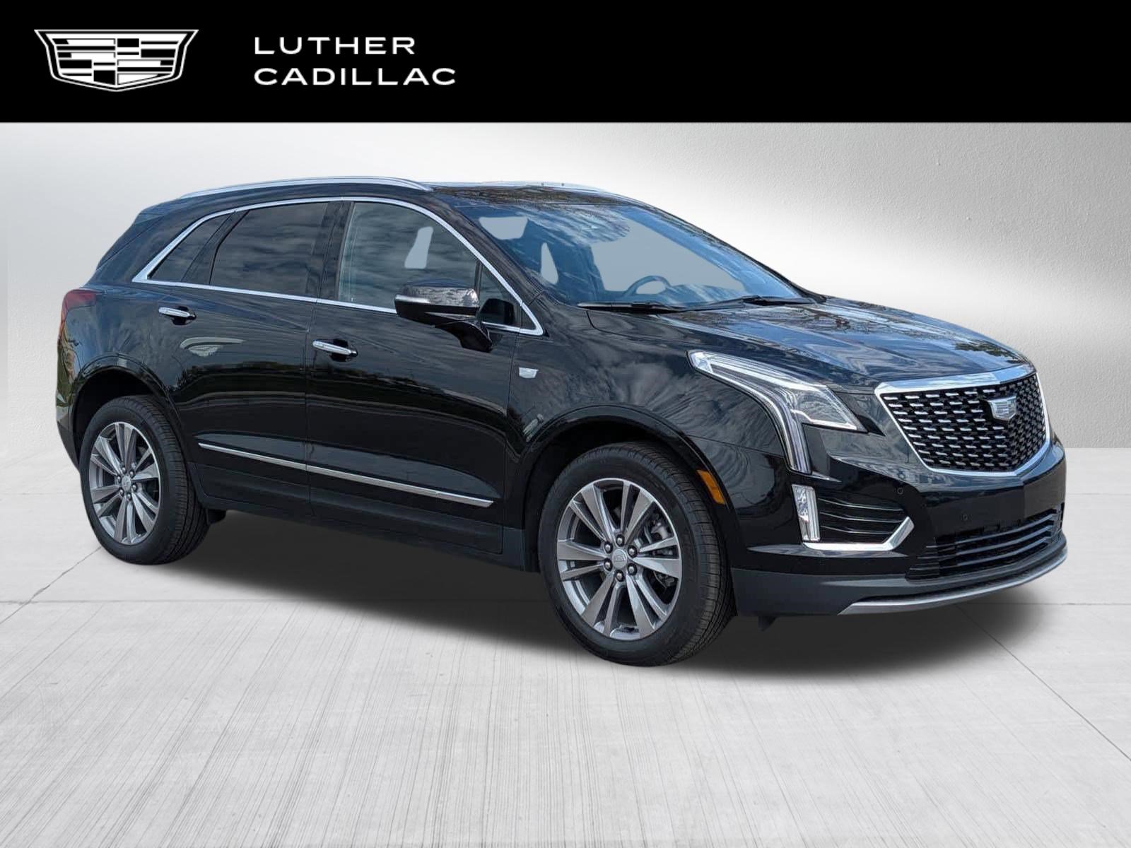 Used 2025 Cadillac XT5 Premium Luxury w/ LPO, Floor Liner Package AWD/4WD image 1
