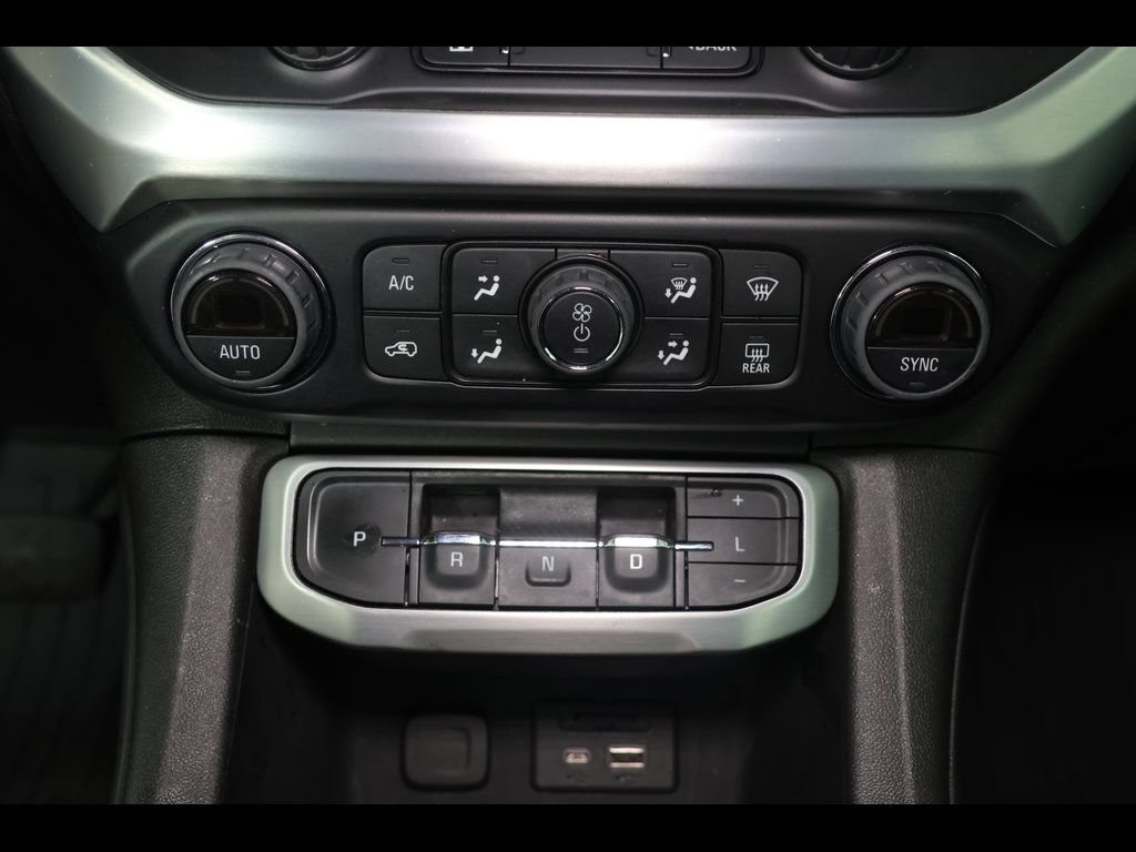 Certified 2023 GMC Acadia SLT w/ Elevation Edition FWD image 29