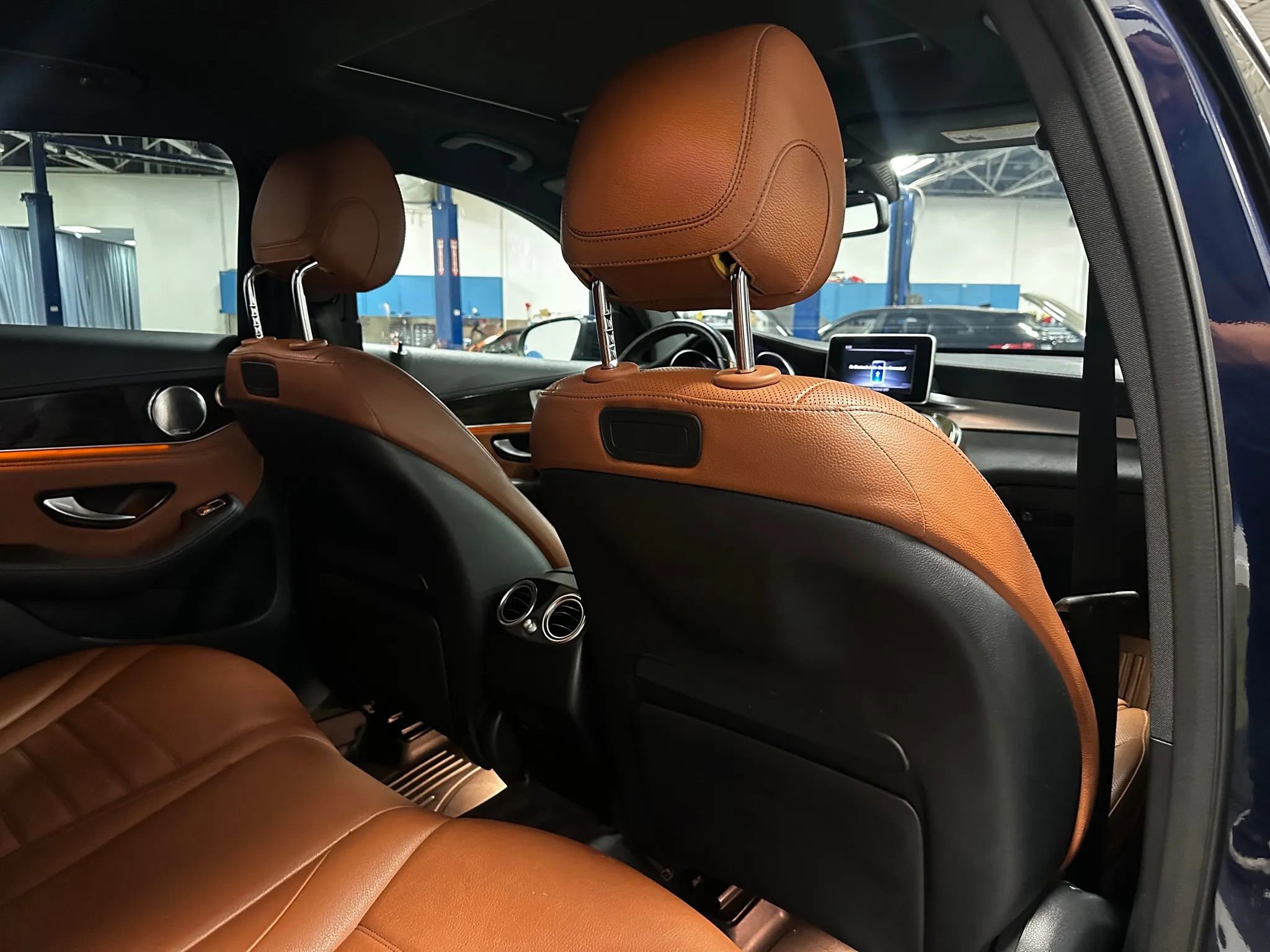 Used 2019 Mercedes-Benz GLC 300 4MATIC Coupe image 20