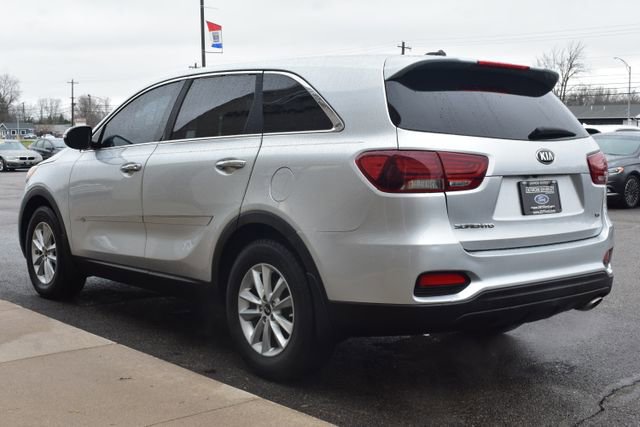 Used 2019 Kia Sorento LX image 12
