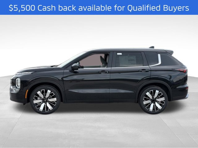 New 2026 Mitsubishi Outlander SE FWD image 2