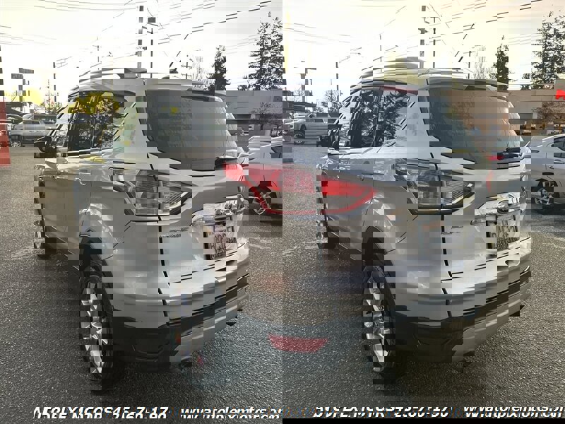 Used 2015 Ford Escape Titanium image 5