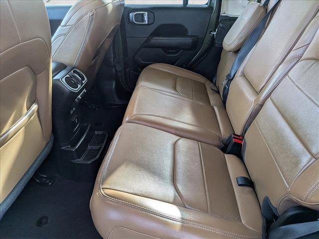 Used 2021 Jeep Wrangler Unlimited Sahara w/ Cold Weather Group image 17