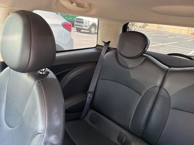 Used 2012 MINI Cooper Hardtop FWD image 9