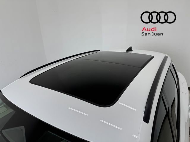 Used 2025 Audi Q6 e-tron Premium w/ Convenience Package RWD image 7