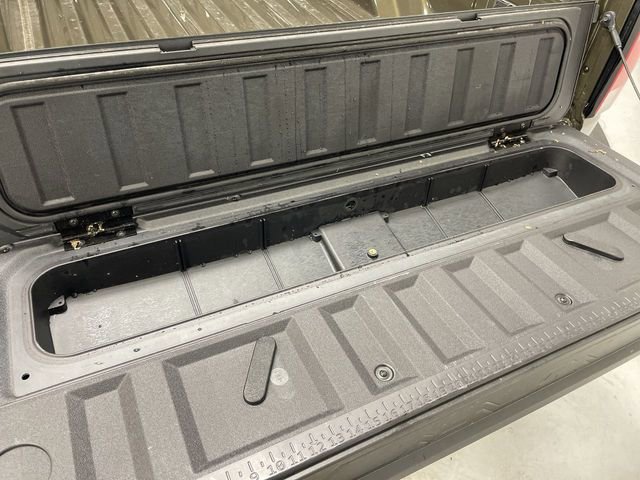 Used 2023 Chevrolet Colorado Z71 w/ Z71 Convenience Package 2 image 26