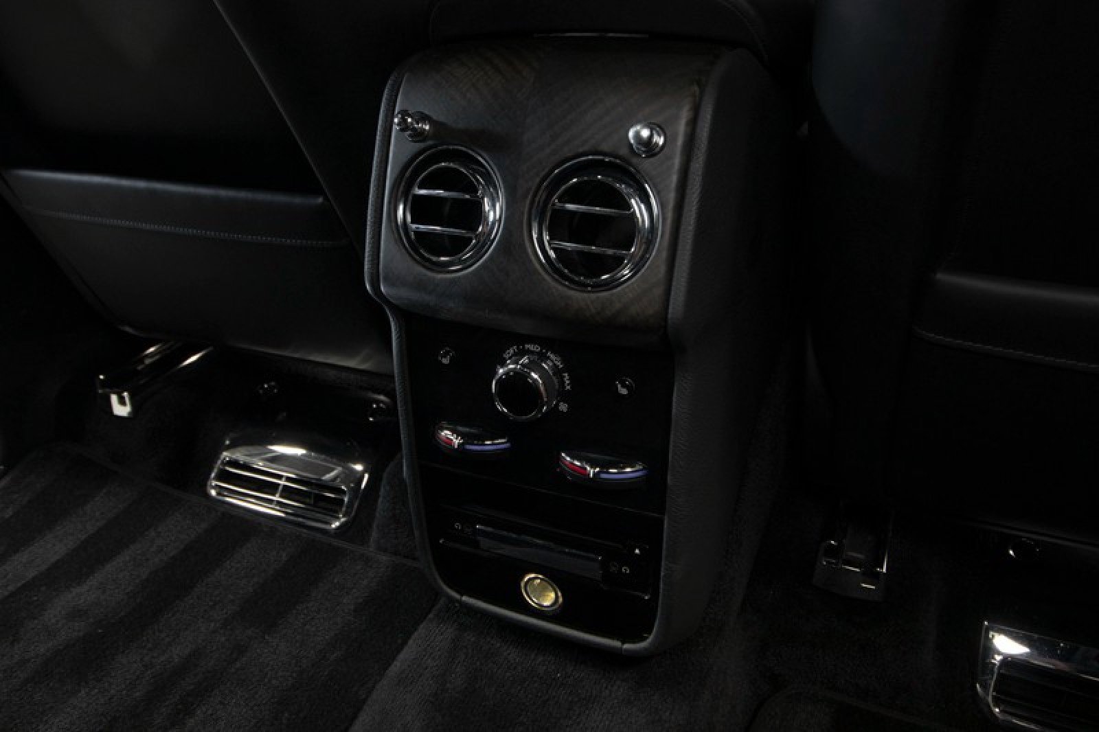 Used 2019 Rolls-Royce Cullinan image 69