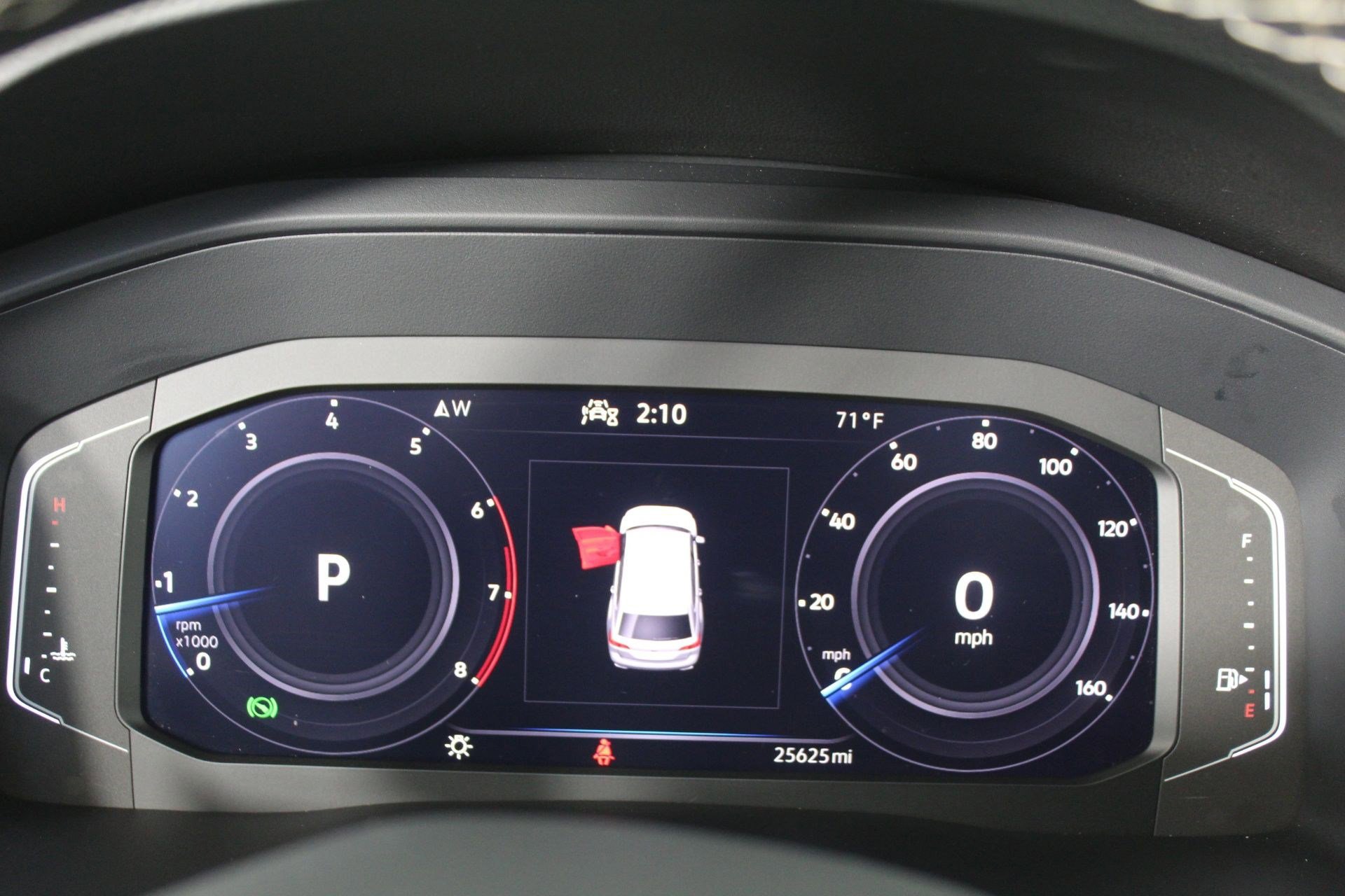 Used 2023 Volkswagen Atlas SE w/ Panoramic Sunroof Package image 17