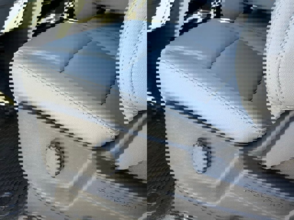 New 2026 Ford F550 2WD Regular Cab Super Duty image 14