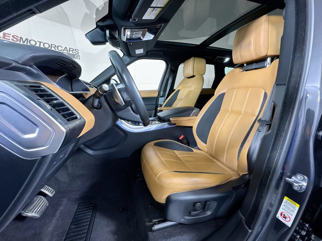 Used 2019 Land Rover Range Rover Sport SE AWD/4WD image 22