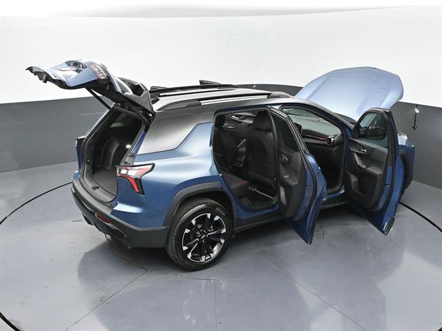 Used 2025 Chevrolet Equinox RS w/ Convenience Package III FWD image 52