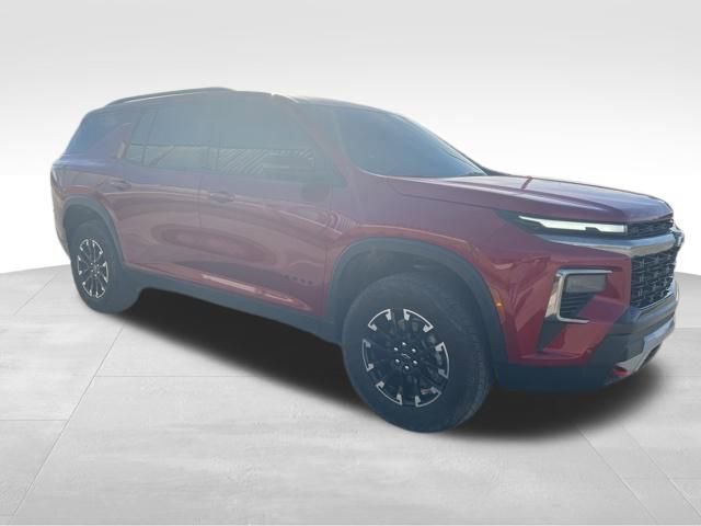 Used 2025 Chevrolet Traverse Z71 w/ Enhanced Driving Package image 4