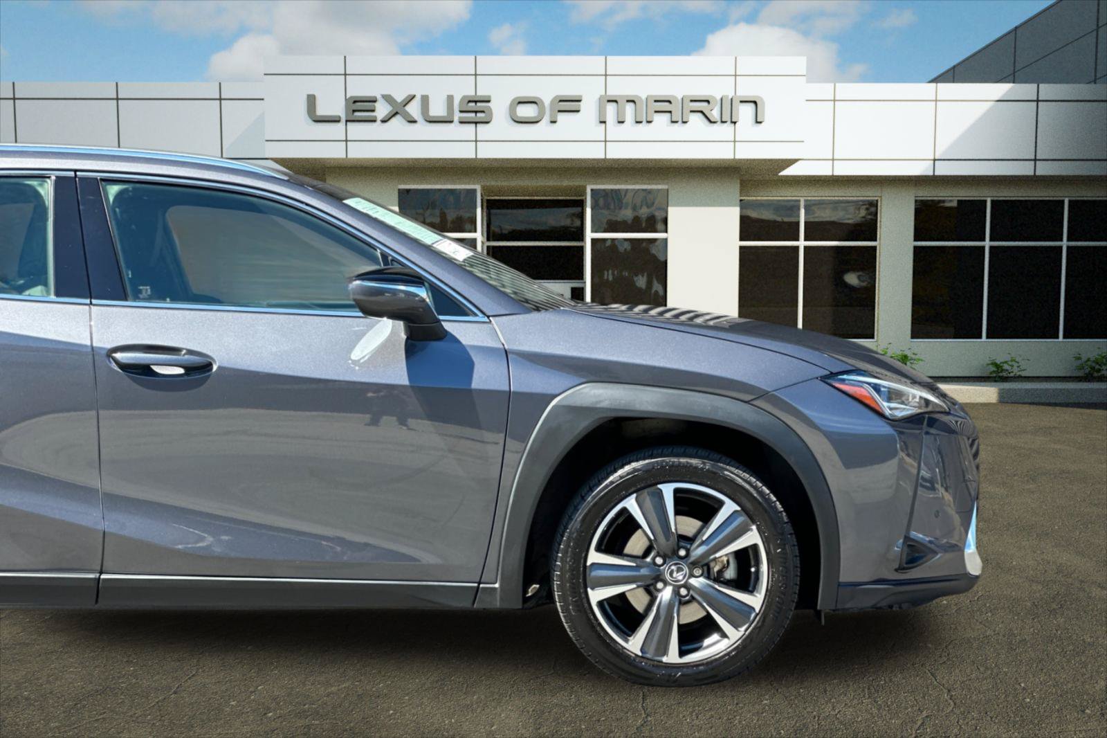 Used 2022 Lexus UX 200 w/ Accessory Package (Z2) FWD image 34