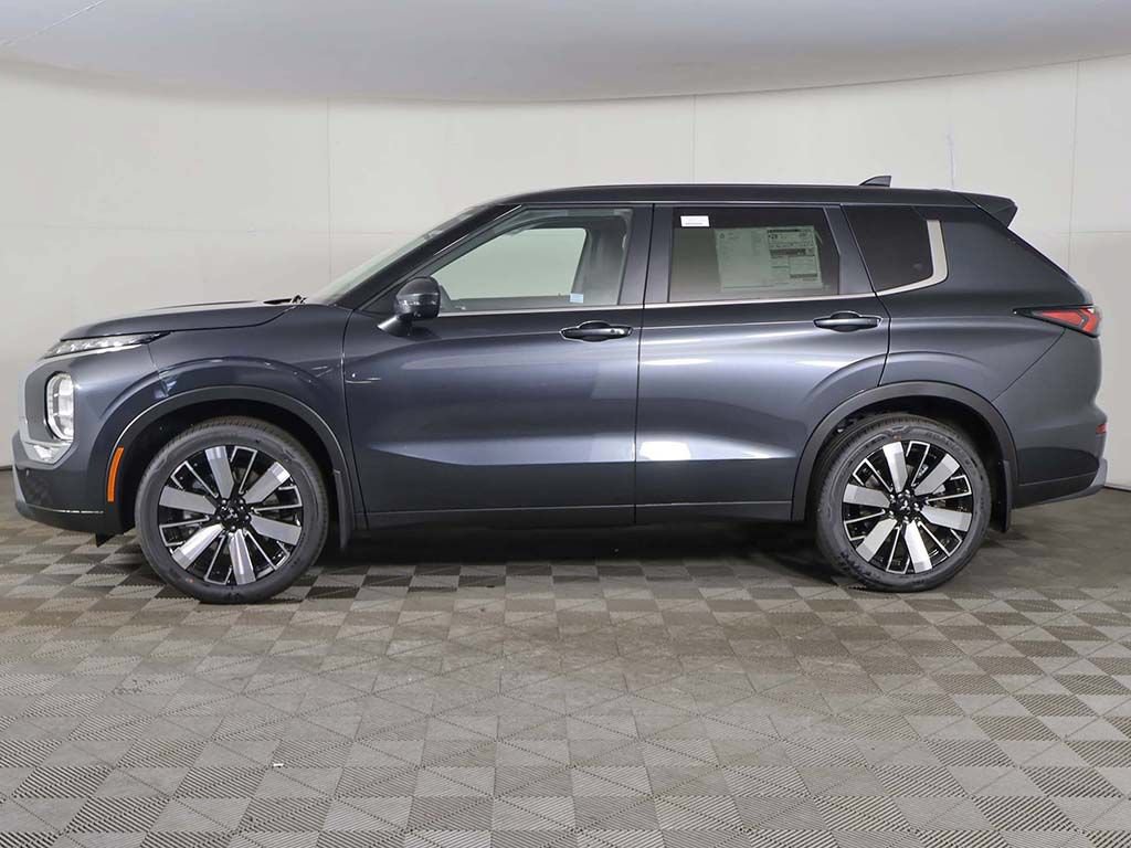 New 2026 Mitsubishi Outlander SE FWD image 18