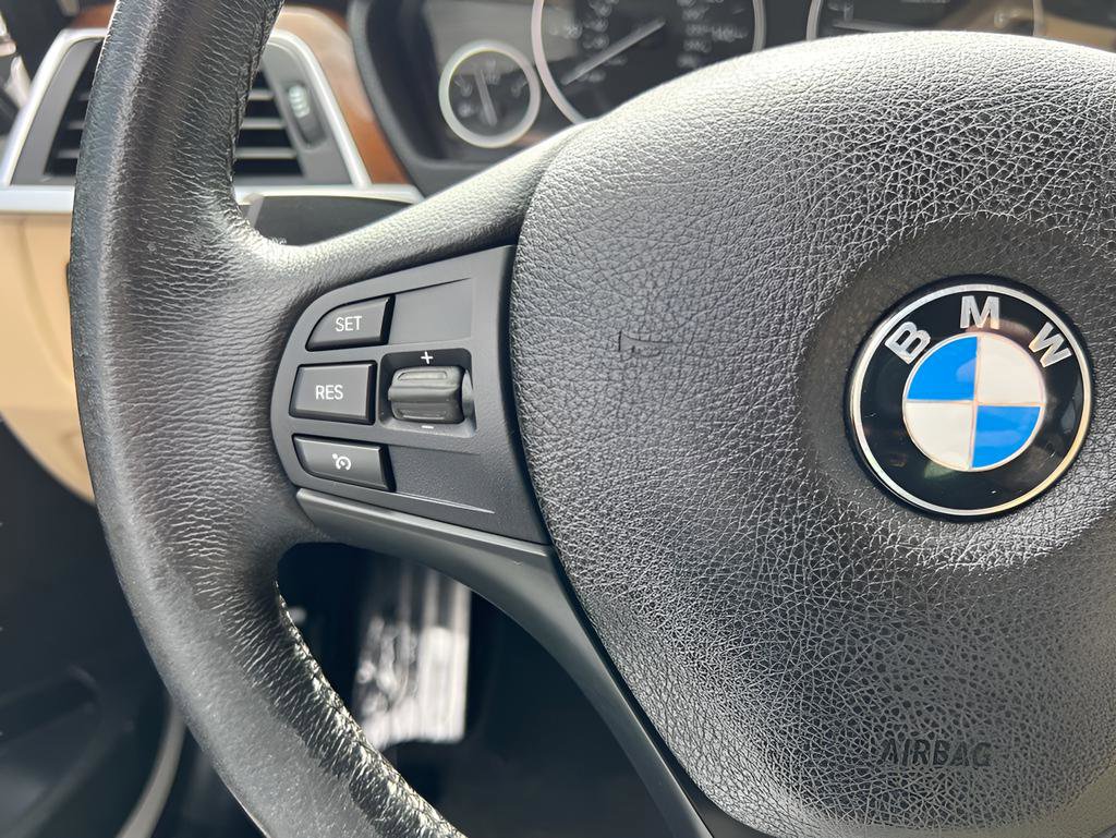 Used 2018 BMW 320i Sedan RWD image 37