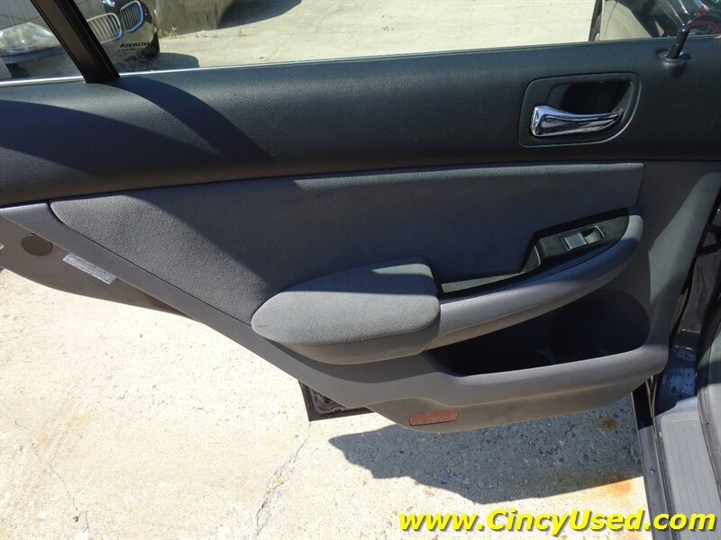 Used 2007 Honda Accord SE image 26