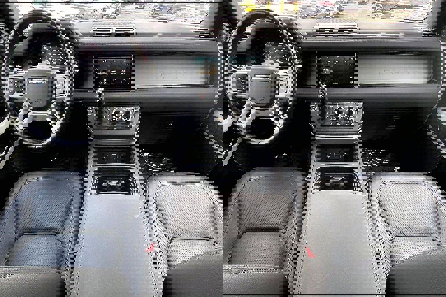 Used 2023 Land Rover Defender 110 SE image 15