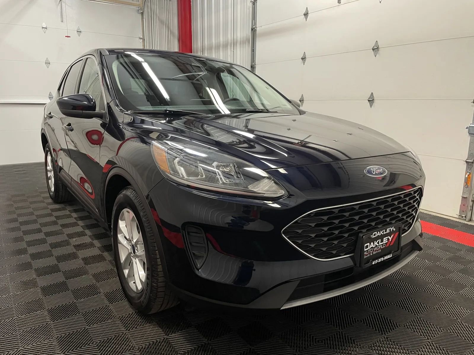 Used 2021 Ford Escape SE image 6